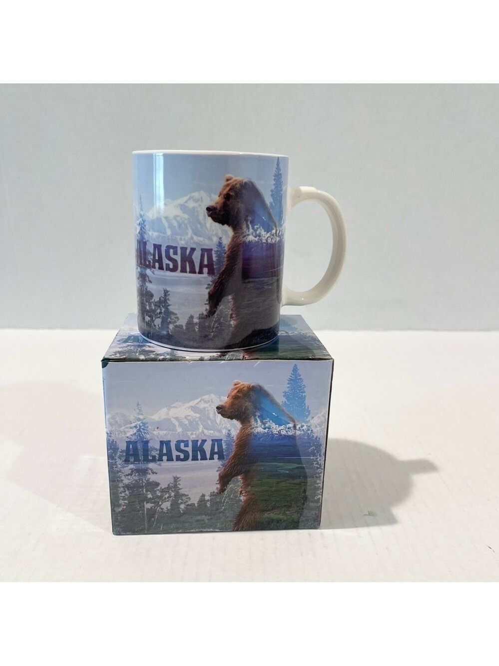 Alaska Souvenir Cup Grizzly Bear NEW!